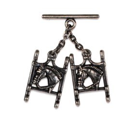 Cairel de metal para traje de corto | Varios modelos