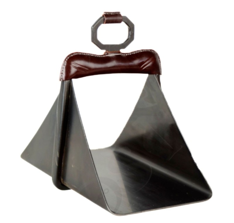 Estribo amazonas 'Los Nietos' | Fragua