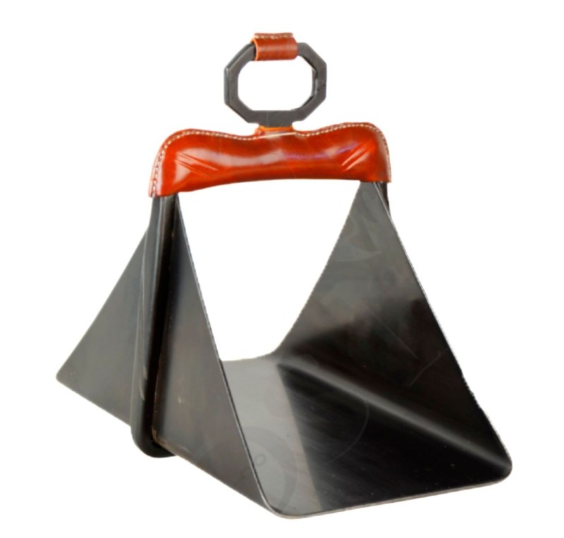 Estribo amazonas 'Los Nietos' | Fragua