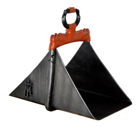 Estribo amazonas 'Los Nietos' personalizado | Fragua modelo 'Premium'