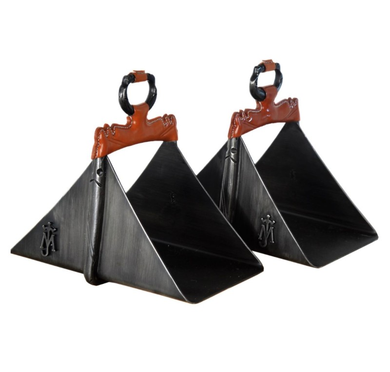 Estribo vaquero 'Los Nietos' personalizado | Fragua modelo 'Premium'