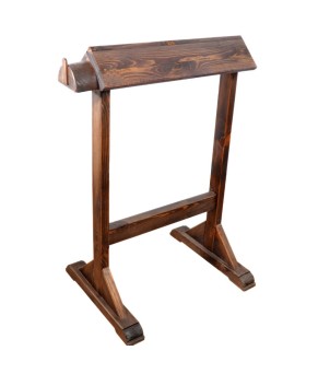 Monturero de madera de caballete 'Los Nietos'