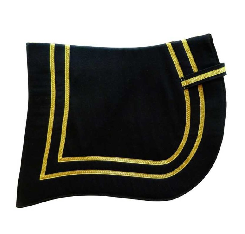 Mantilla alta escuela de paño con lana con pico