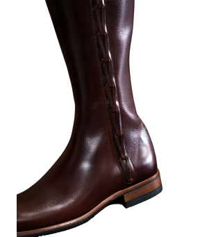 Bota trenzada 'Los Nietos' modelo Romain