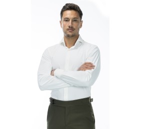 Camisa blanca para traje de corto