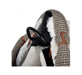 Montura vaquera acoso y derribo