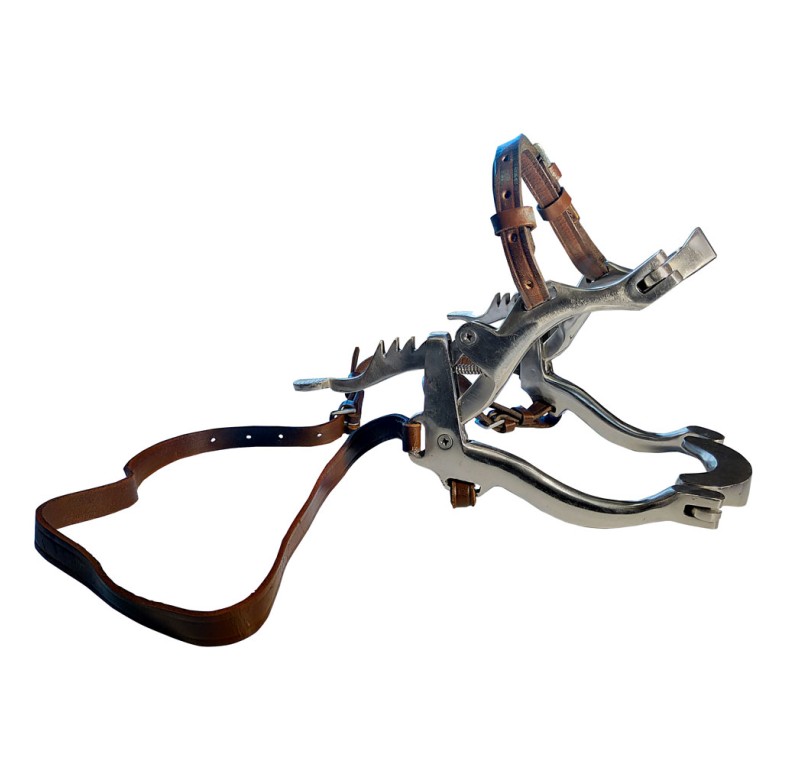 ABREBOCAS INOX C/CORREA CUERO 639-BRB