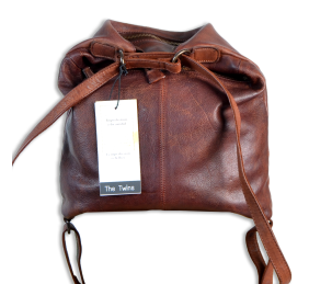 Bolso-Mochila de Cuero STN00920| Color cuero